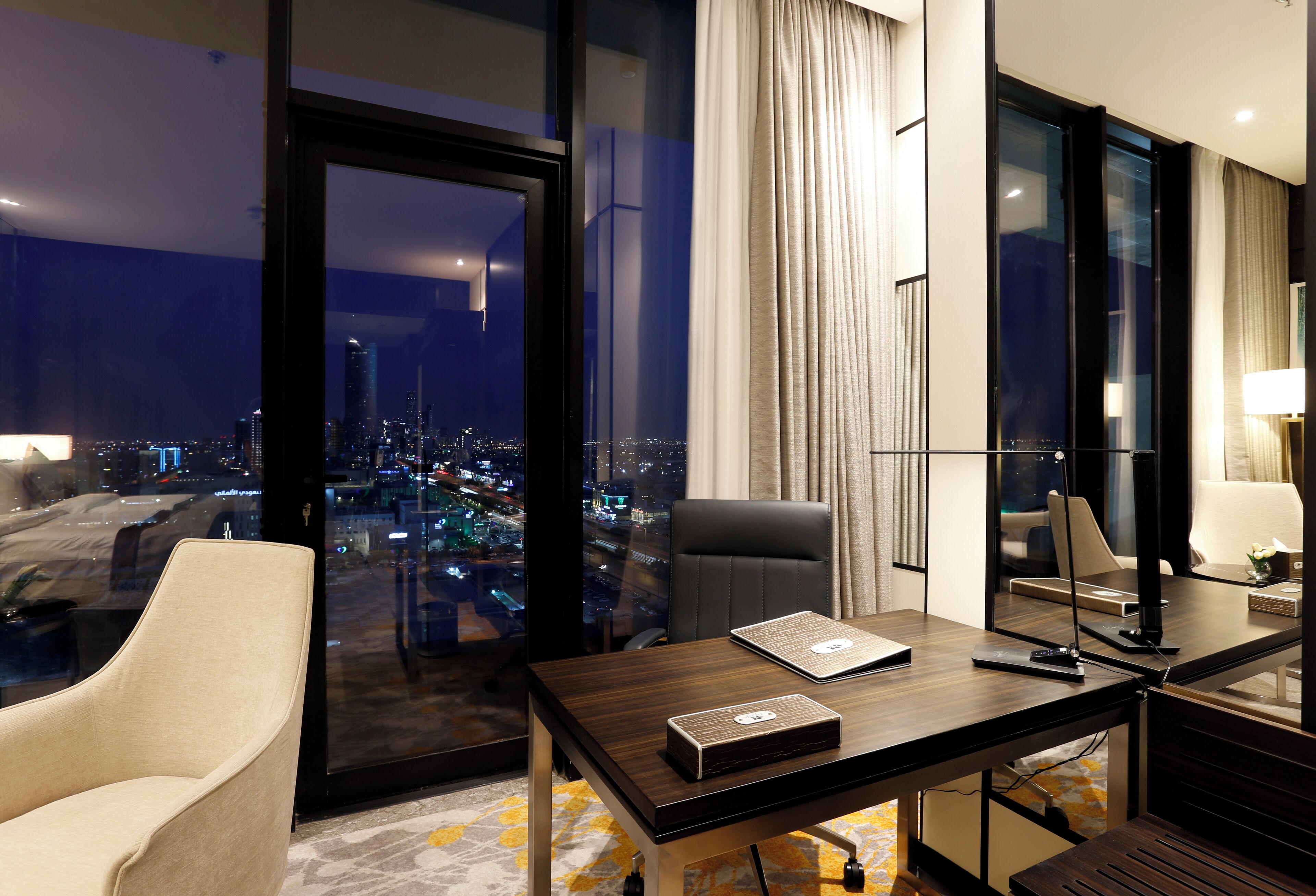 Freesia Hotel 0*
