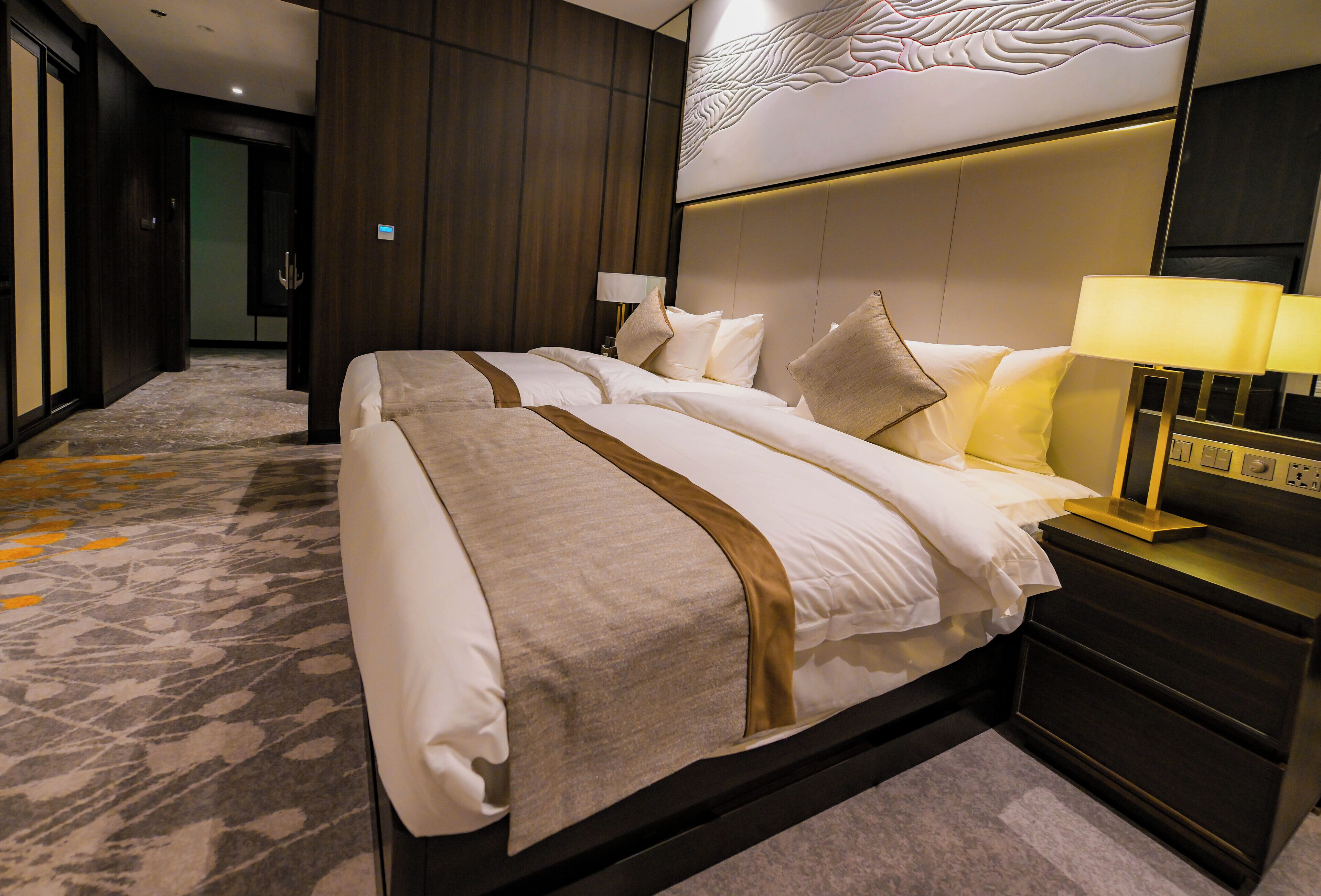 Freesia Hotel 0*