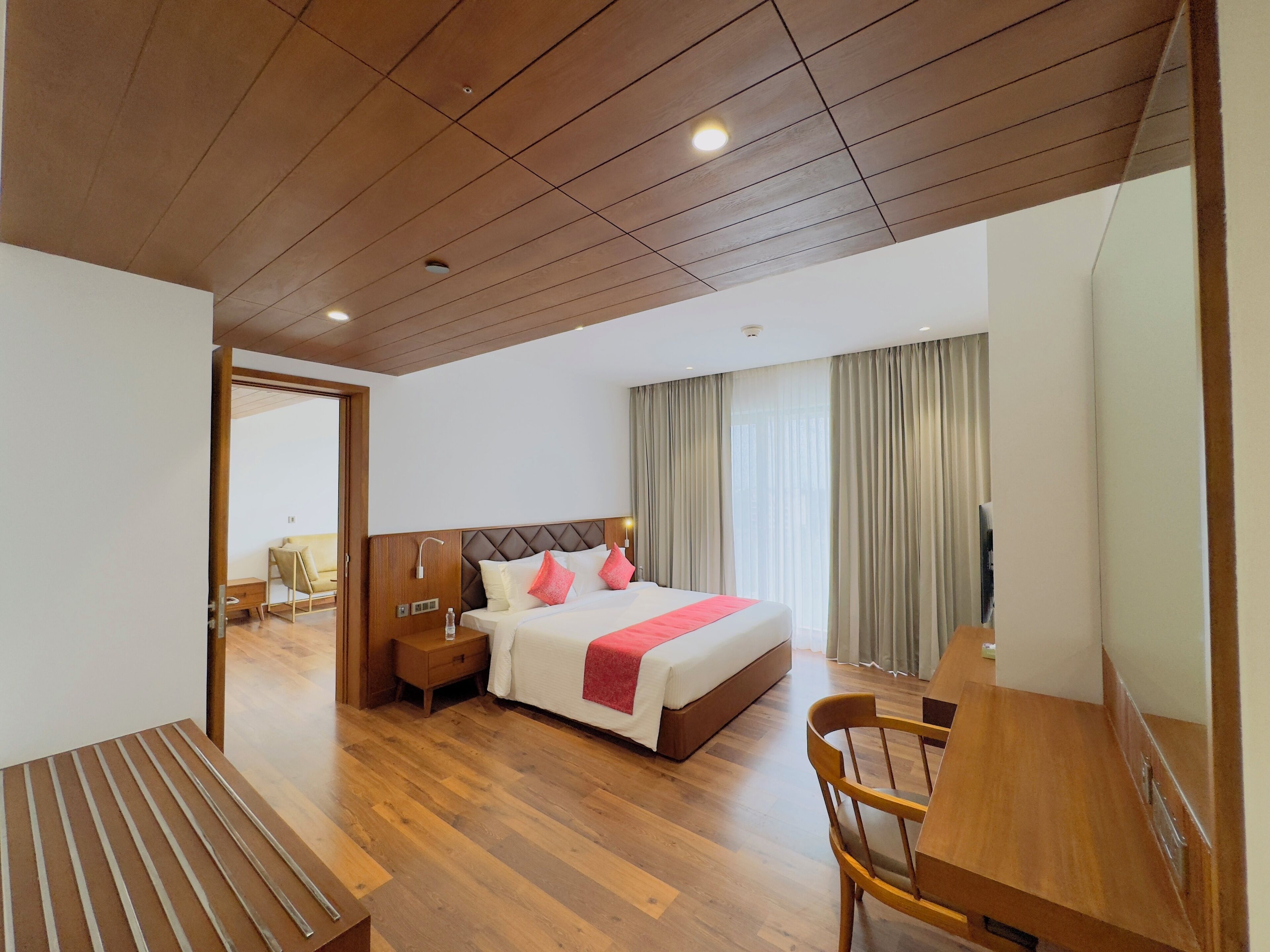 Gokulam Grand Kozhikode 4*