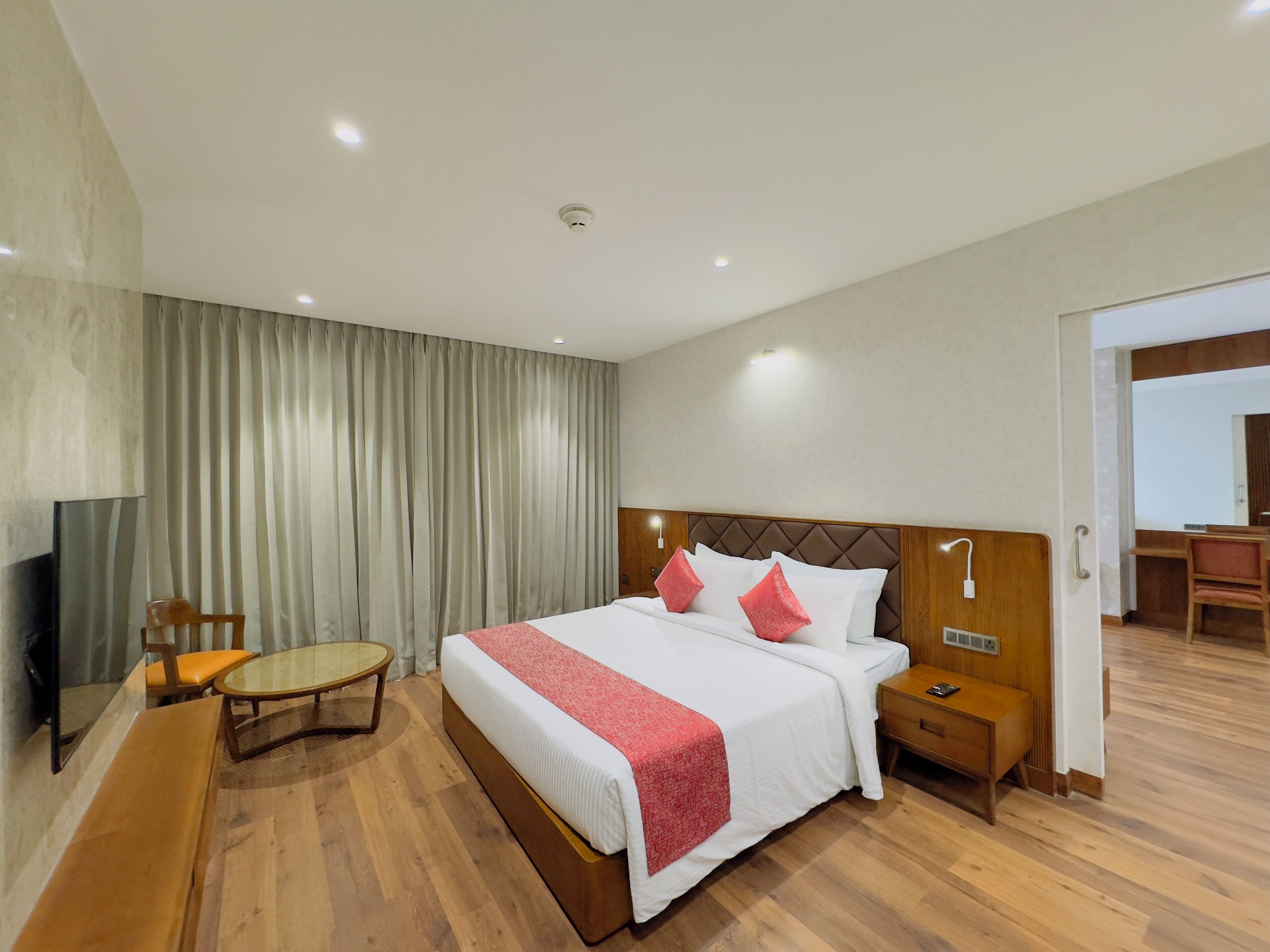 Gokulam Grand Kozhikode 4*