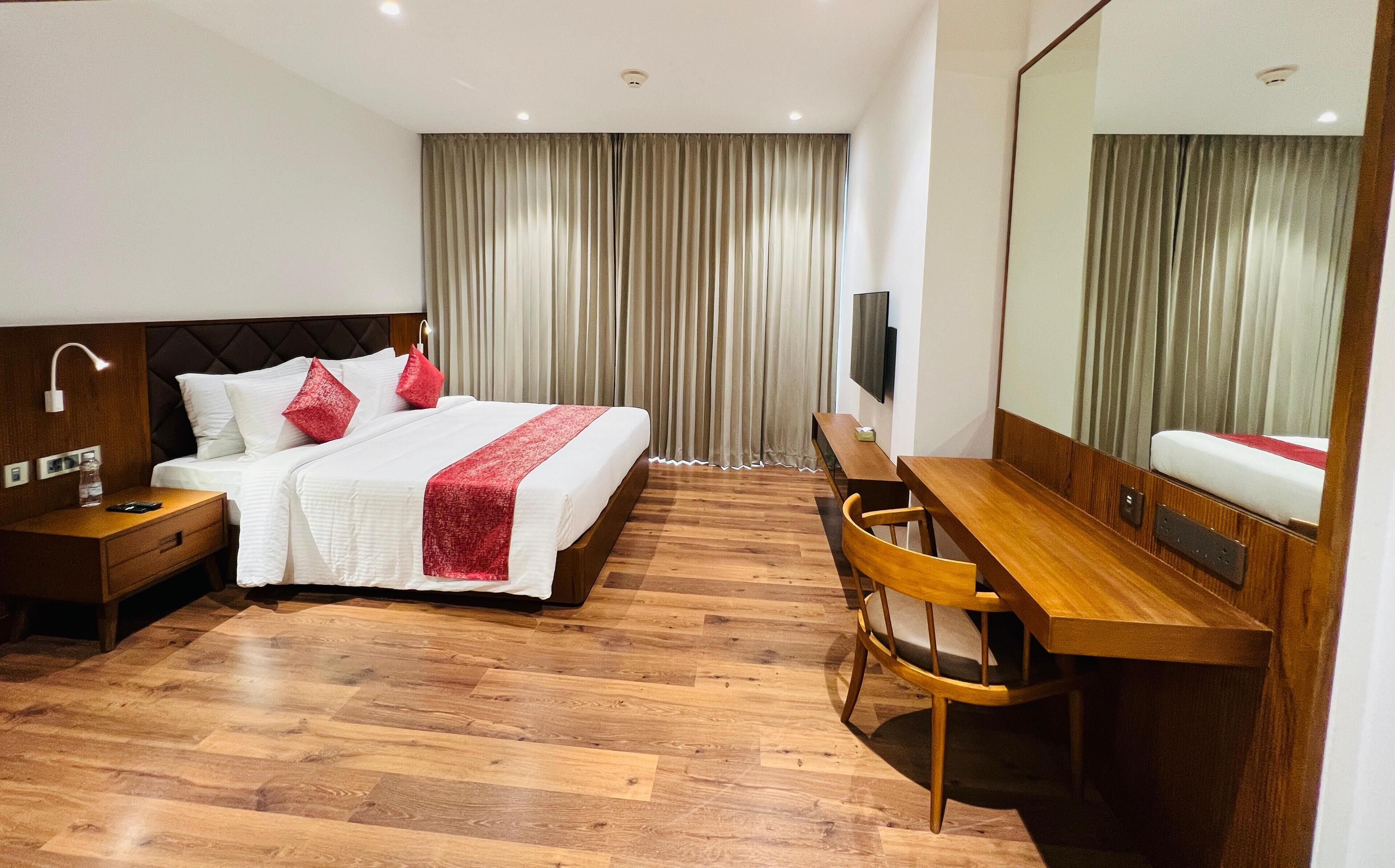 Gokulam Grand Kozhikode 4*