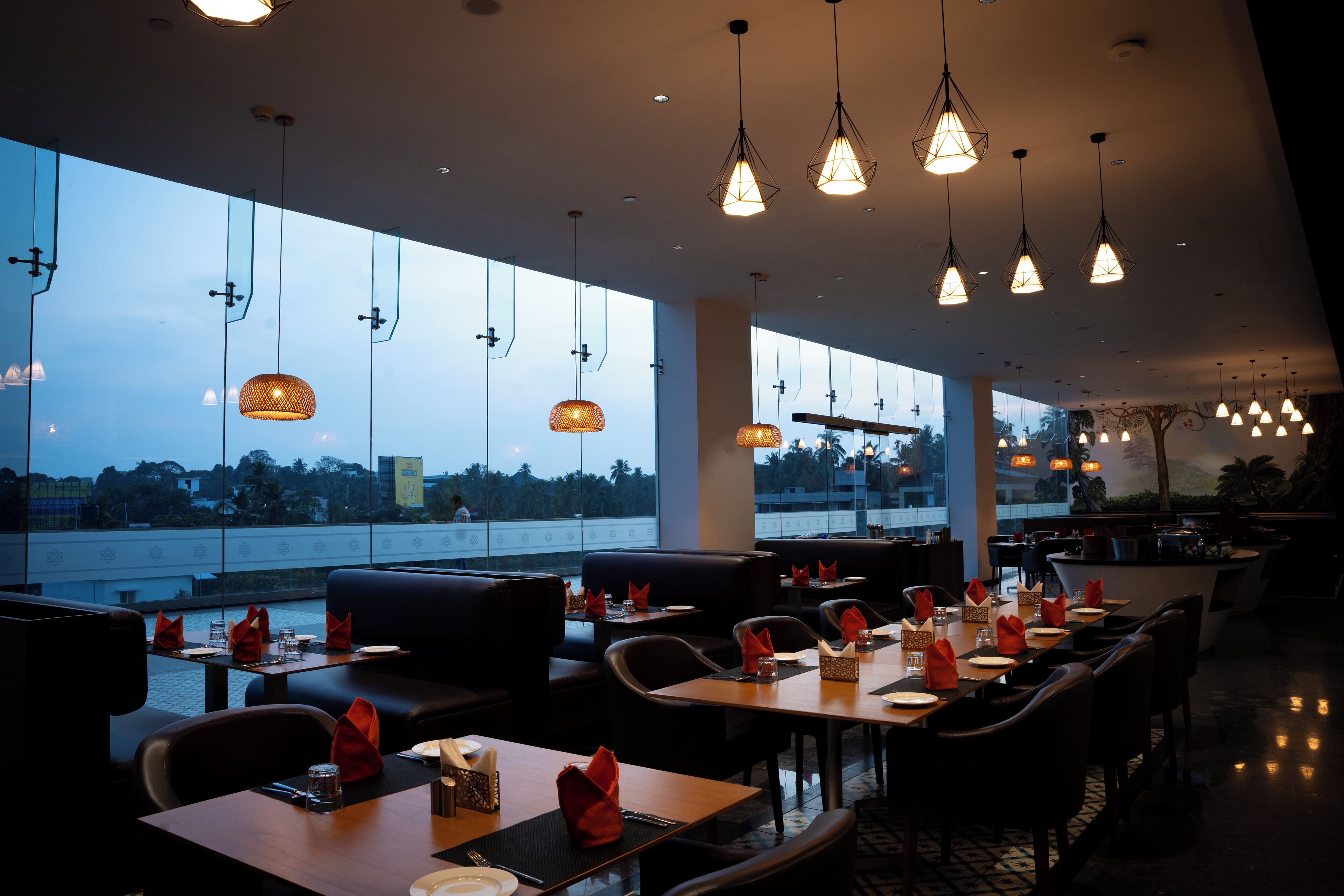 Gokulam Grand Kozhikode 4*
