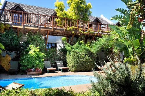 Gable Manor by Neighbourgood 4*