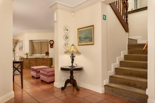 Gable Manor by Neighbourgood 4*