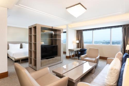 Radisson Blu Hotel & Convention Center, Tunis 4*