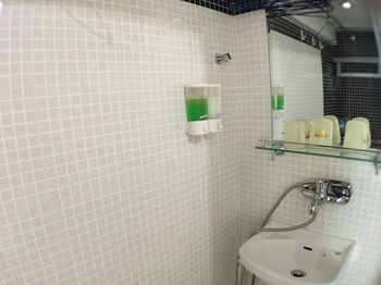 Wellyet Guest House 2*