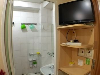 Wellyet Guest House 2*