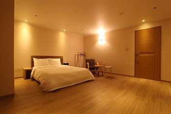 Hotel violet 2*