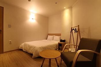 Hotel violet 2*