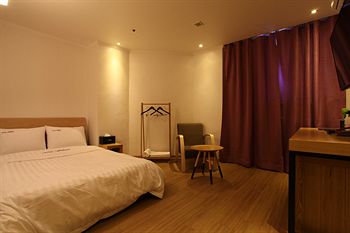 Hotel violet 2*