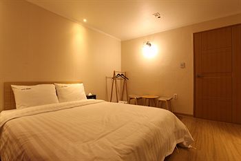 Hotel violet 2*