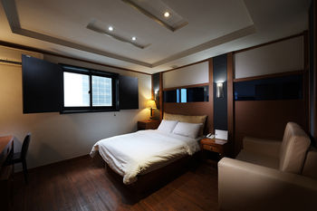 Benikea Hotel Noblesse 2*