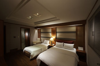 Benikea Hotel Noblesse 2*