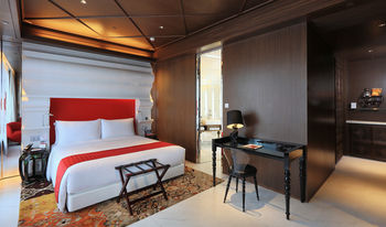 Mira Moon Hong Kong 5*