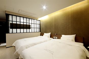 Queens Hotel Seomyeon Busan 3*