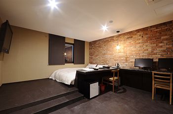 Queens Hotel Seomyeon Busan 3*