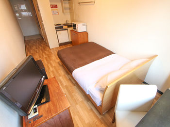 HOTEL LiVEMAX Kawasaki Ekimae 2*