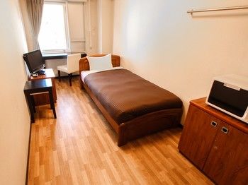 HOTEL LiVEMAX Kawasaki Ekimae 2*