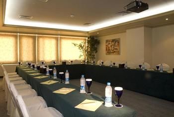 Golden Tulip Al Khobar 0*