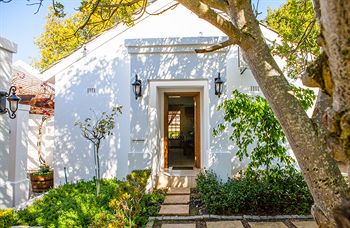 Evertsdal Guesthouse 4*