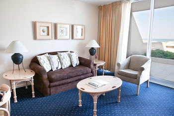 Dolphin Beach Hotel 4*