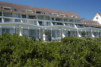 Dolphin Beach Hotel 4*