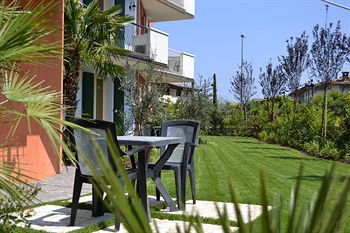 Acqua Resorts 2*
