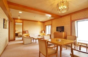 Crowne Plaza ANA Kumamoto New Sky 3*