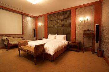 Koryo Hotel 3*