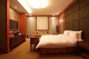 Koryo Hotel 3*