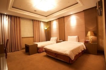 Koryo Hotel 3*