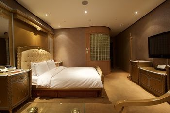 Koryo Hotel 3*