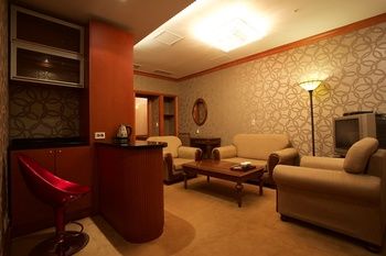 Koryo Hotel 3*