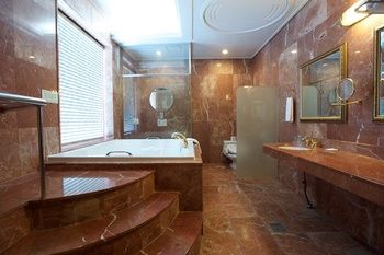 Koryo Hotel 3*