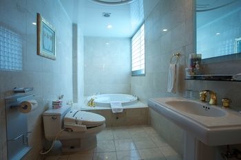 Koryo Hotel 3*