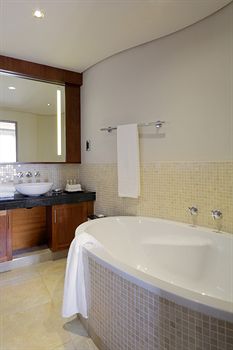 Seven Villa Hotel and Spa 4*