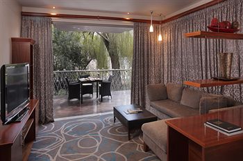 Seven Villa Hotel and Spa 4*