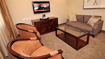 Apollo Hotel 3*
