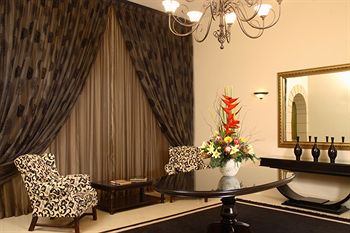 Apollo Hotel 3*