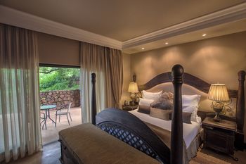 Thaba Eco Hotel 4*