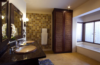 Thaba Eco Hotel 4*