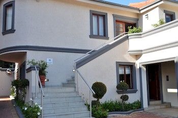 Inn & Out Plus Craighall 4*