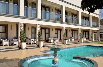 Inn & Out Plus Craighall 4*