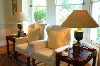 Goble Palms Guest Lodge and Urban Retreat 4*