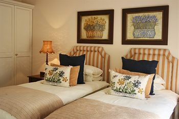 Goble Palms Guest Lodge and Urban Retreat 4*