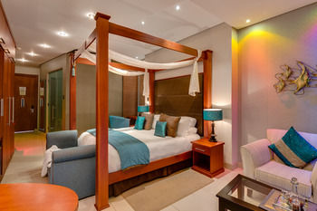 BON Hotel Waterfront Richards Bay 4*