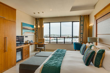BON Hotel Waterfront Richards Bay 4*