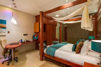 BON Hotel Waterfront Richards Bay 4*