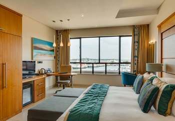 BON Hotel Waterfront Richards Bay 4*
