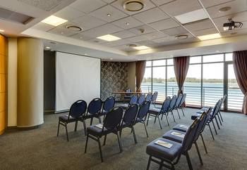 BON Hotel Waterfront Richards Bay 4*